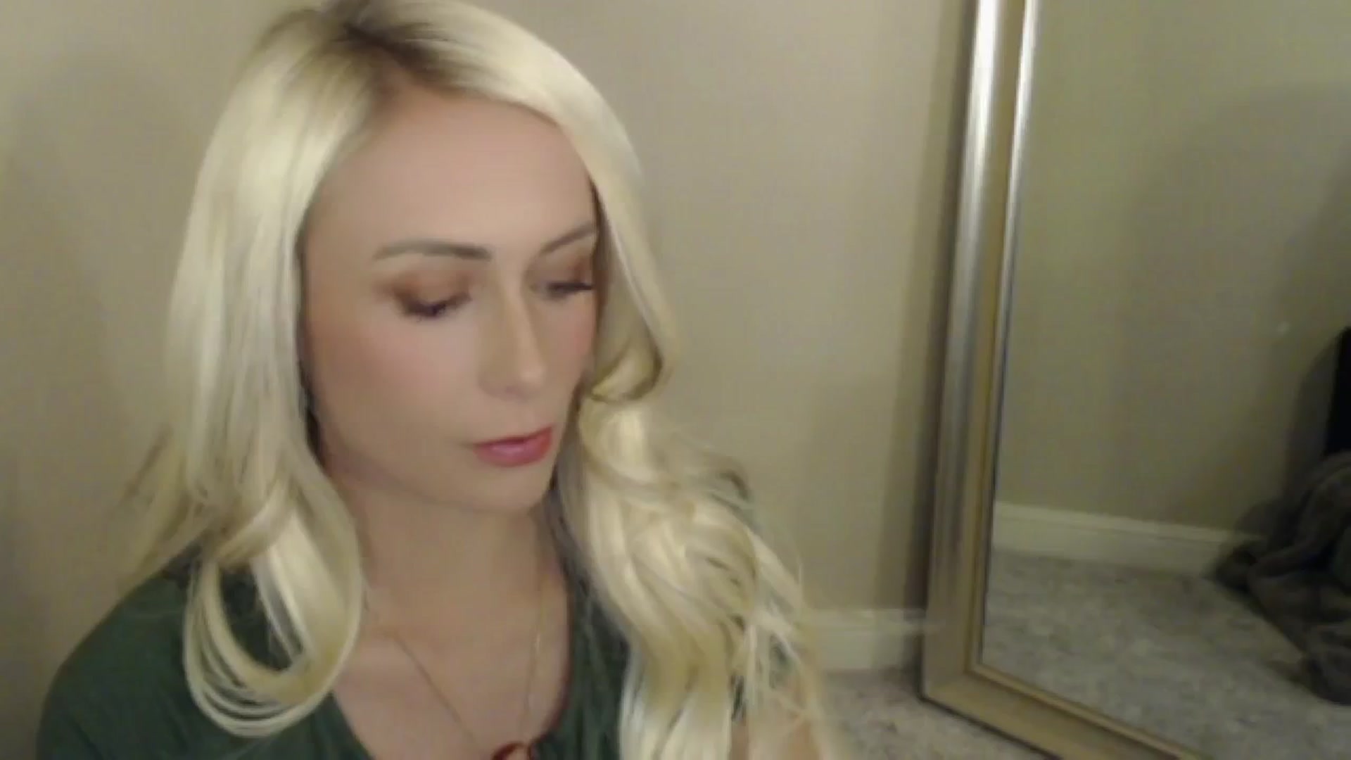 Gallery image thumbnail from Sassy_Nympho's myfreecams stream on, 04/29/2025, 01:59 image 12 of 20
