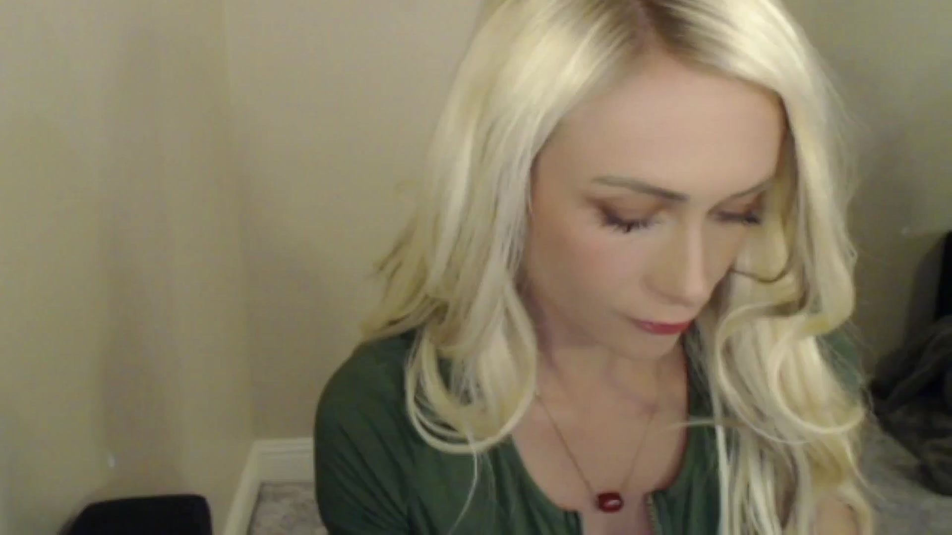 Gallery image thumbnail from Sassy_Nympho's myfreecams stream on, 04/29/2025, 01:59 image 9 of 20
