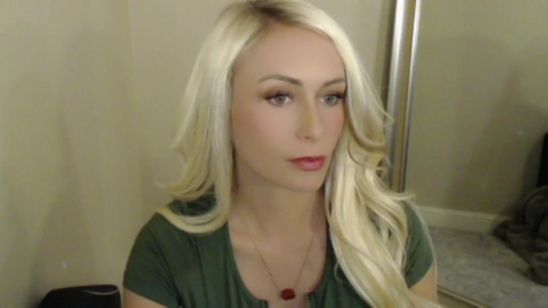 Gallery image thumbnail from Sassy_Nympho's myfreecams stream on, 04/29/2025, 01:59 image 16 of 20