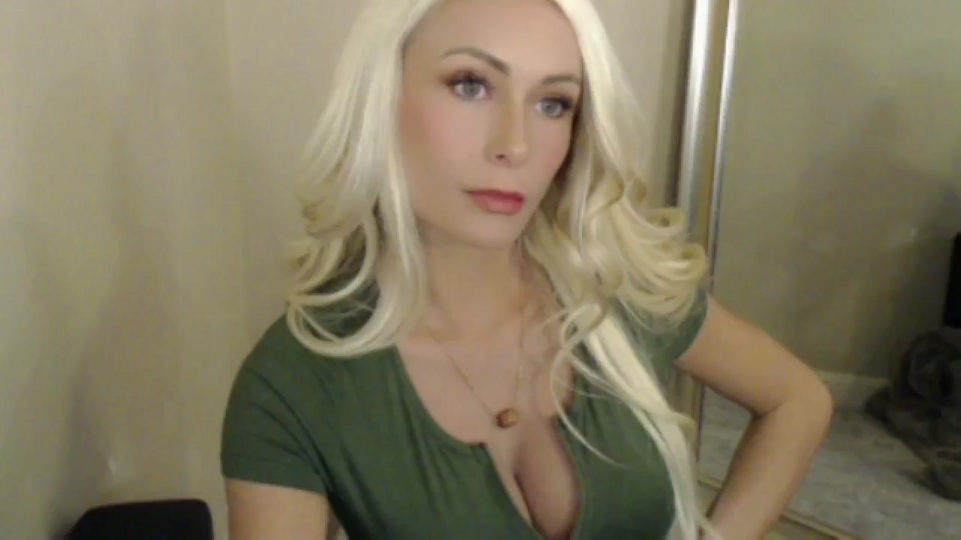 Gallery image thumbnail from Sassy_Nympho's myfreecams stream on, 04/29/2025, 03:09 image 3 of 20