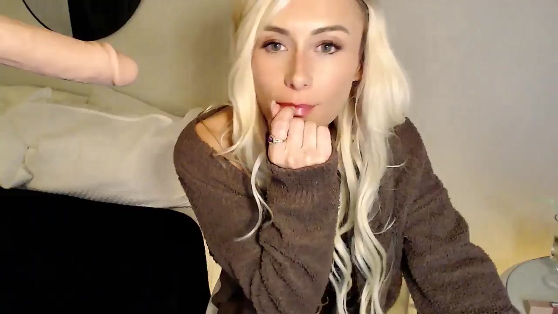 Gallery image thumbnail from Sassy_Nympho's myfreecams stream on, 11/23/2025, 06:25 image 4 of 20