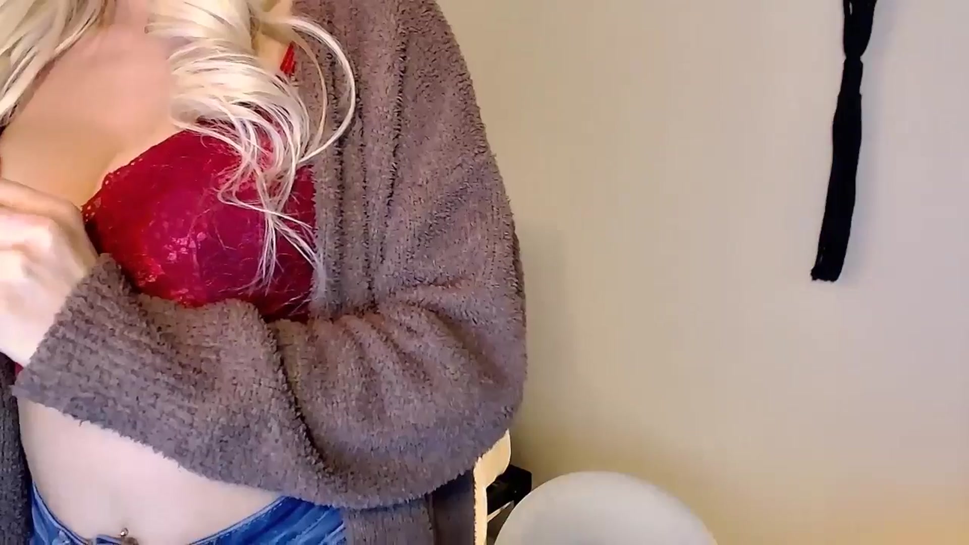 Gallery image thumbnail from Sassy_Nympho's myfreecams stream on, 12/11/2025, 15:41 image 8 of 20