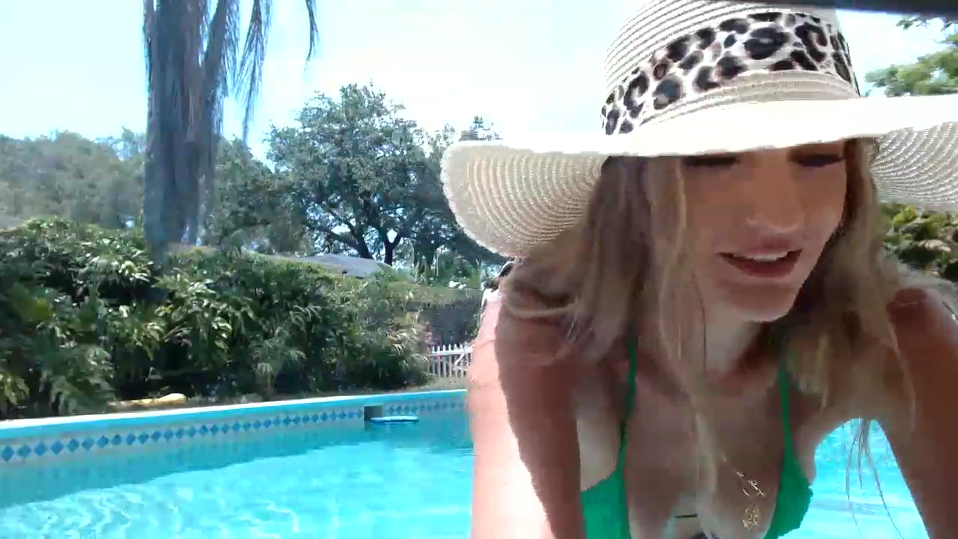 Gallery image thumbnail from Sassy_Skye's myfreecams stream on, 05/30/2023, 19:01 image 9 of 20