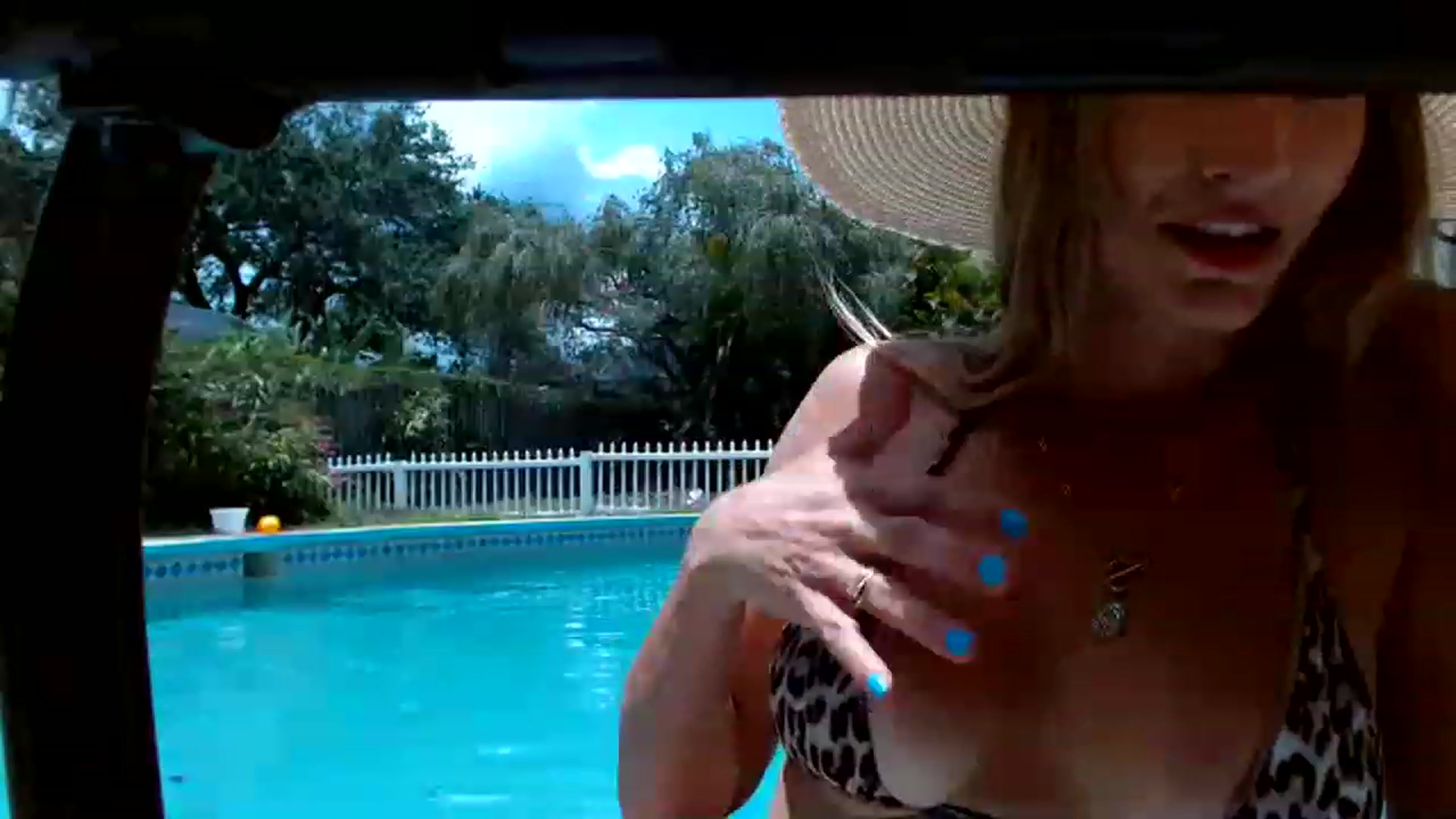 Gallery image thumbnail from Sassy_Skye's myfreecams stream on, 06/02/2023, 18:28 image 3 of 20