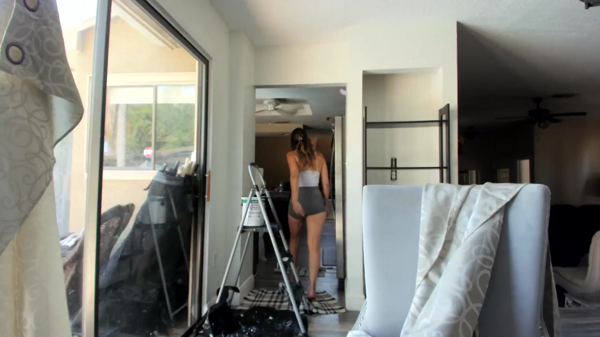 Gallery image thumbnail from Sassy_Skye's myfreecams stream on, 05/03/2024, 15:45 image 10 of 20