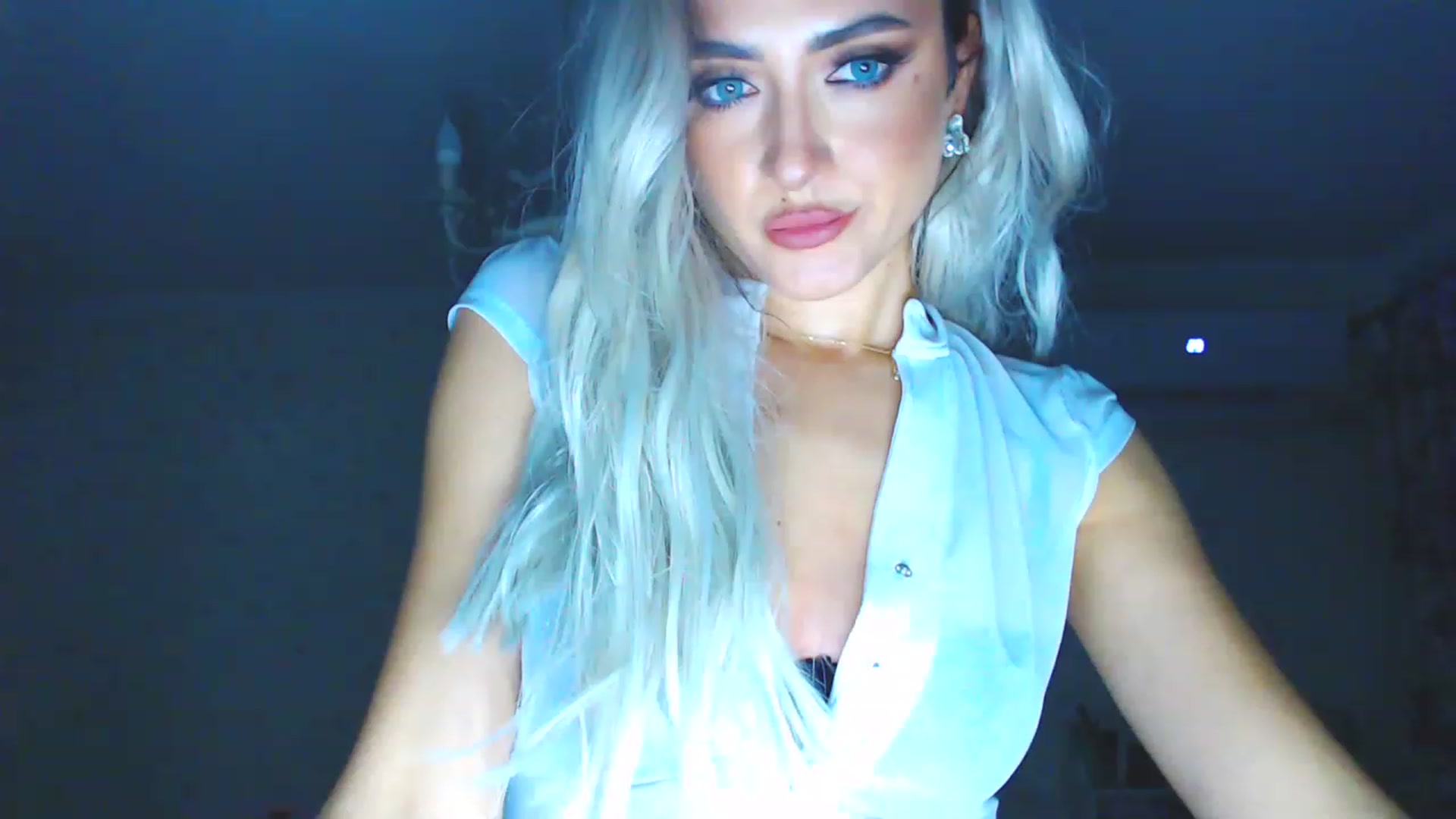 Gallery image thumbnail from Sassy_k's myfreecams stream on, 12/02/2022, 16:28 image 2 of 20