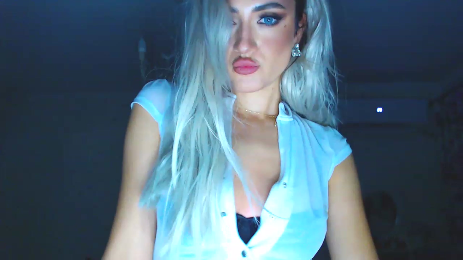 Gallery image thumbnail from Sassy_k's myfreecams stream on, 12/02/2022, 16:28 image 3 of 20