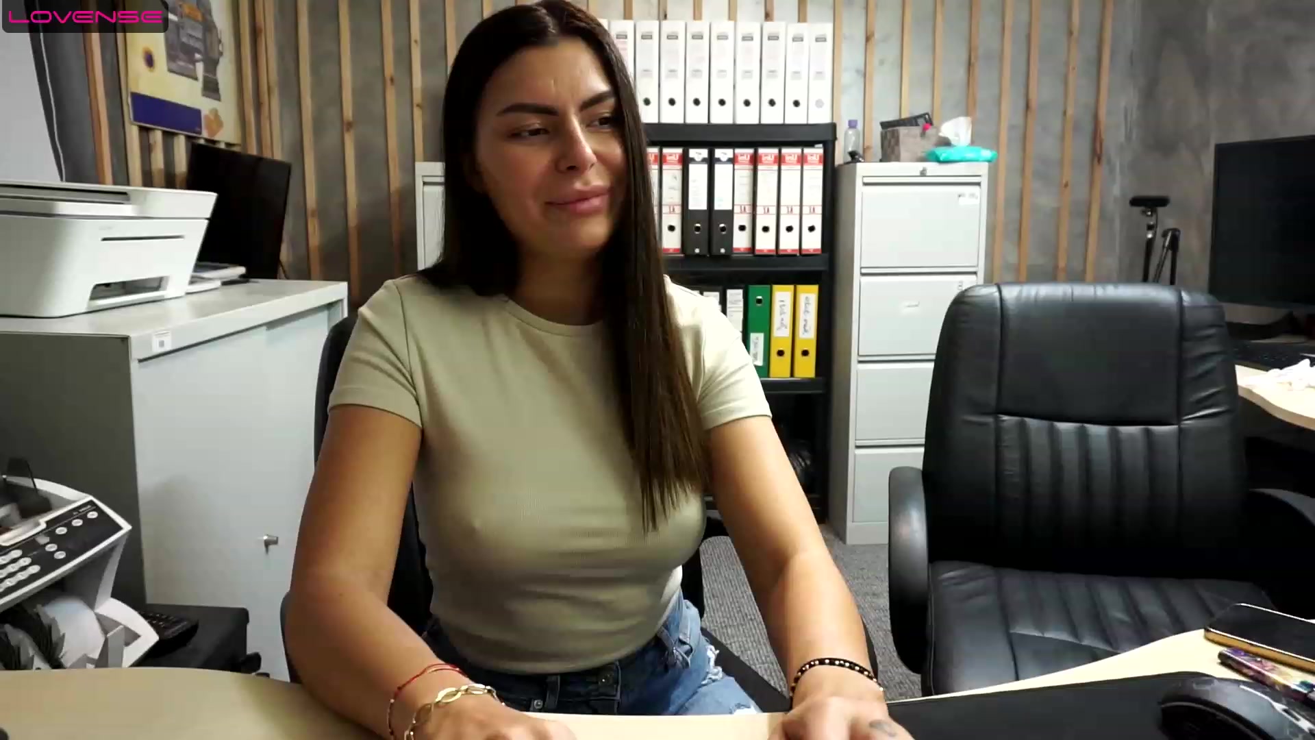 Gallery image thumbnail from Sassytiffxxx's myfreecams stream on, 05/25/2023, 20:00 image 1 of 20