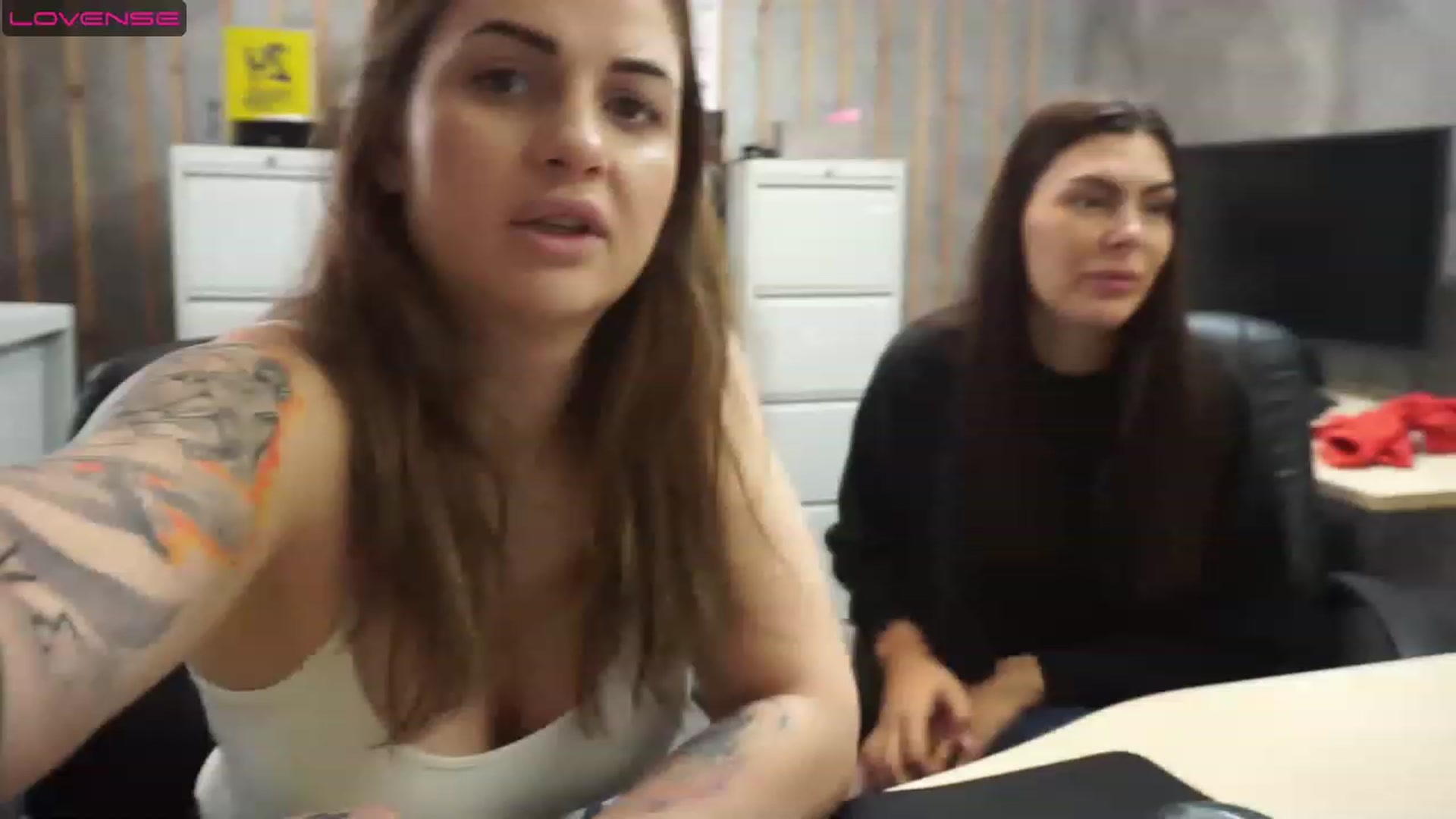 Gallery image thumbnail from Sassytiffxxx's myfreecams stream on, 05/28/2023, 13:24 image 2 of 20