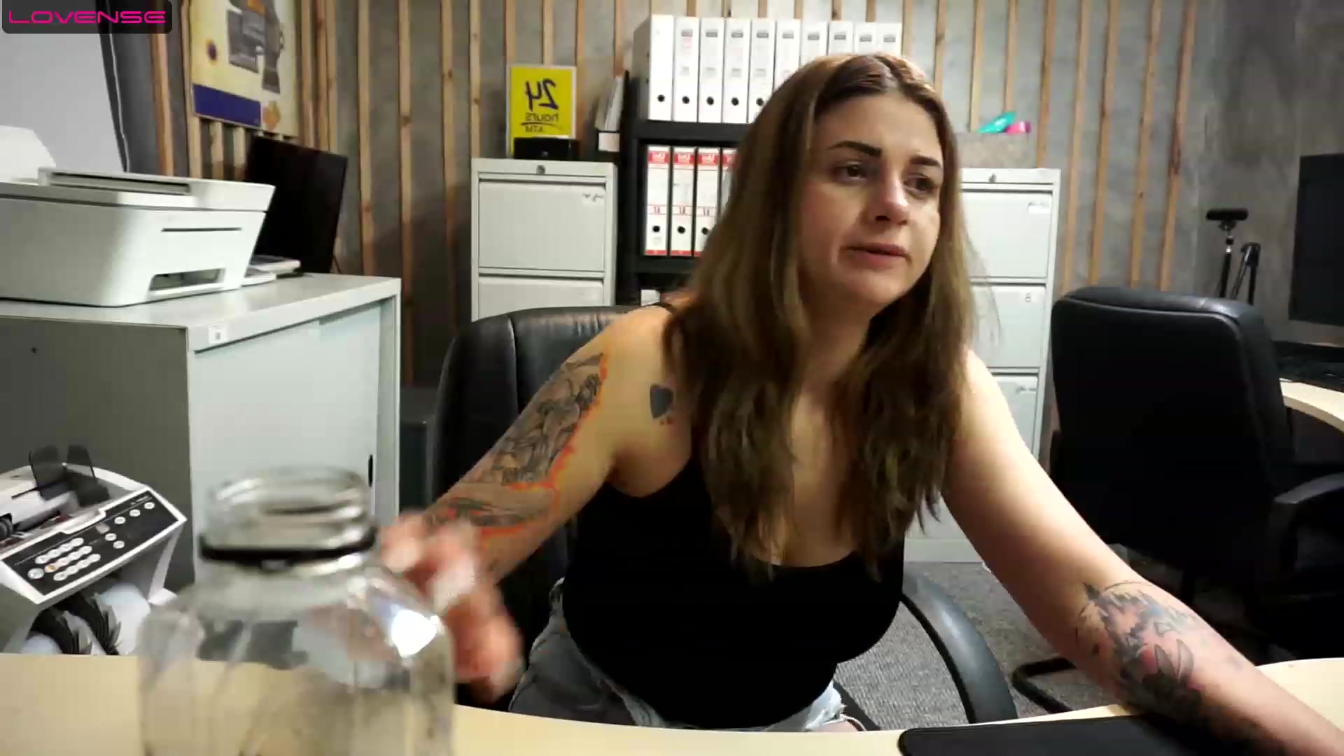 Gallery image thumbnail from Sassytiffxxx's myfreecams stream on, 05/31/2023, 21:15 image 18 of 20