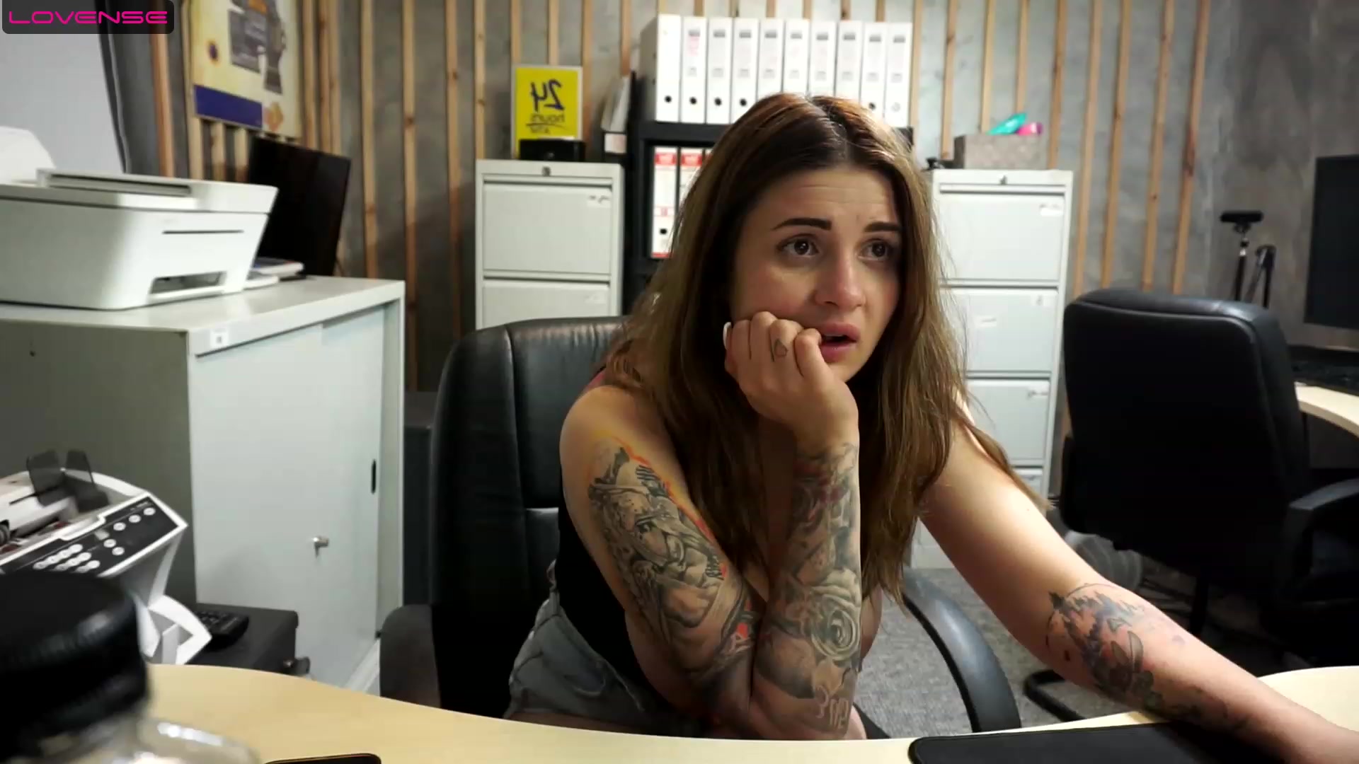 Gallery image thumbnail from Sassytiffxxx's myfreecams stream on, 05/31/2023, 21:30 image 11 of 20