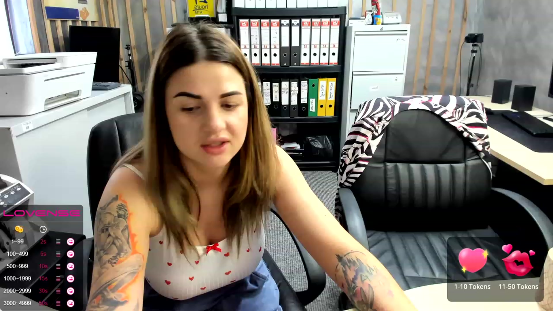 Gallery image thumbnail from Sassytiffxxx's myfreecams stream on, 07/16/2023, 17:23 image 17 of 20