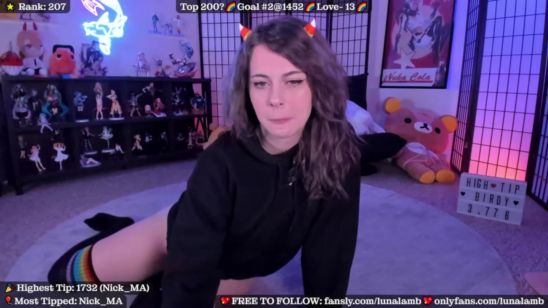 Gallery image thumbnail from Satan's myfreecams stream on, 10/09/2023, 03:50 image 10 of 20