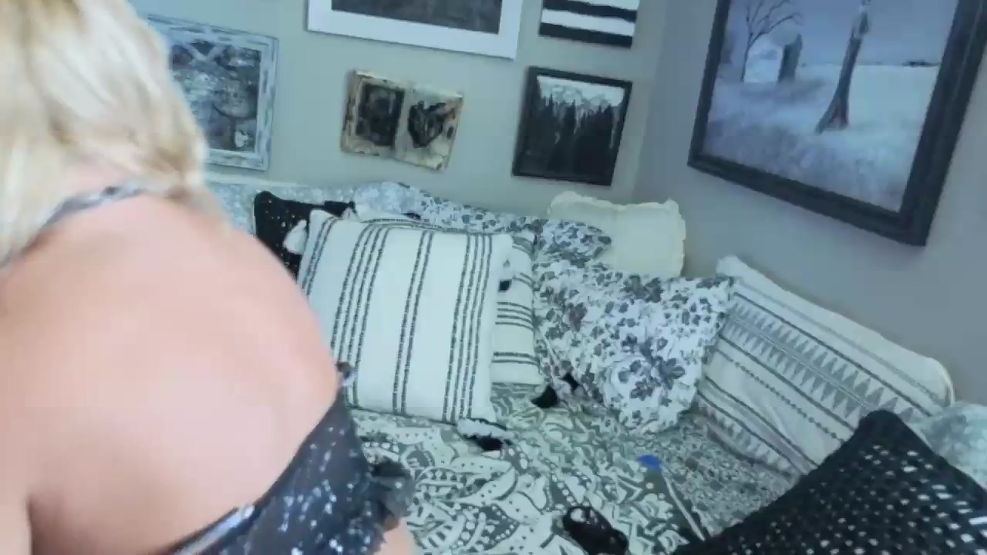 Gallery image thumbnail from SatansPoet's myfreecams stream on, 09/04/2026, 18:44 image 11 of 20