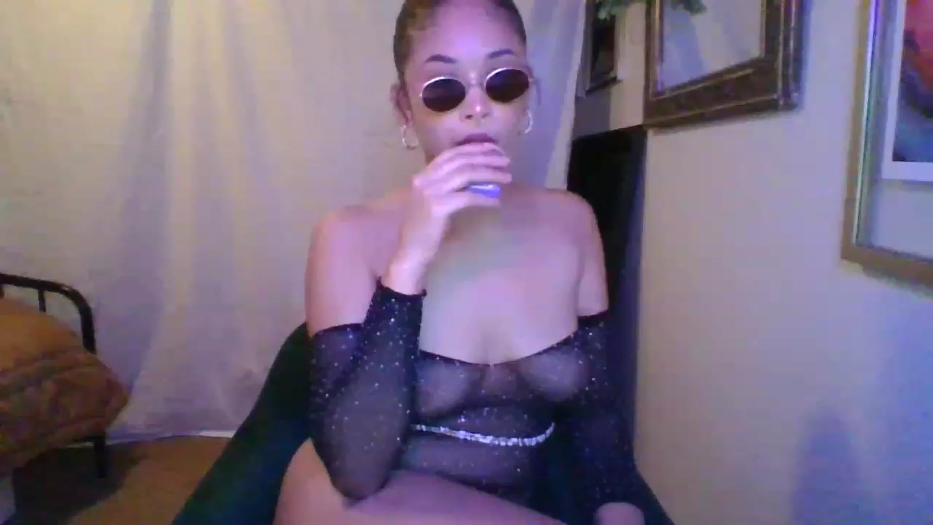 Gallery image thumbnail from SatinPrincess's myfreecams stream on, 07/17/2023, 08:40 image 13 of 20