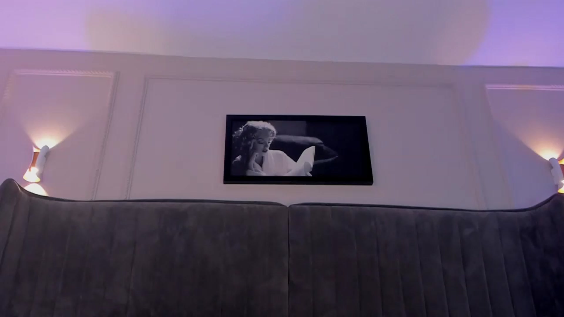Gallery image thumbnail from Saturn1a's myfreecams stream on, 09/14/2026, 13:32 image 15 of 20