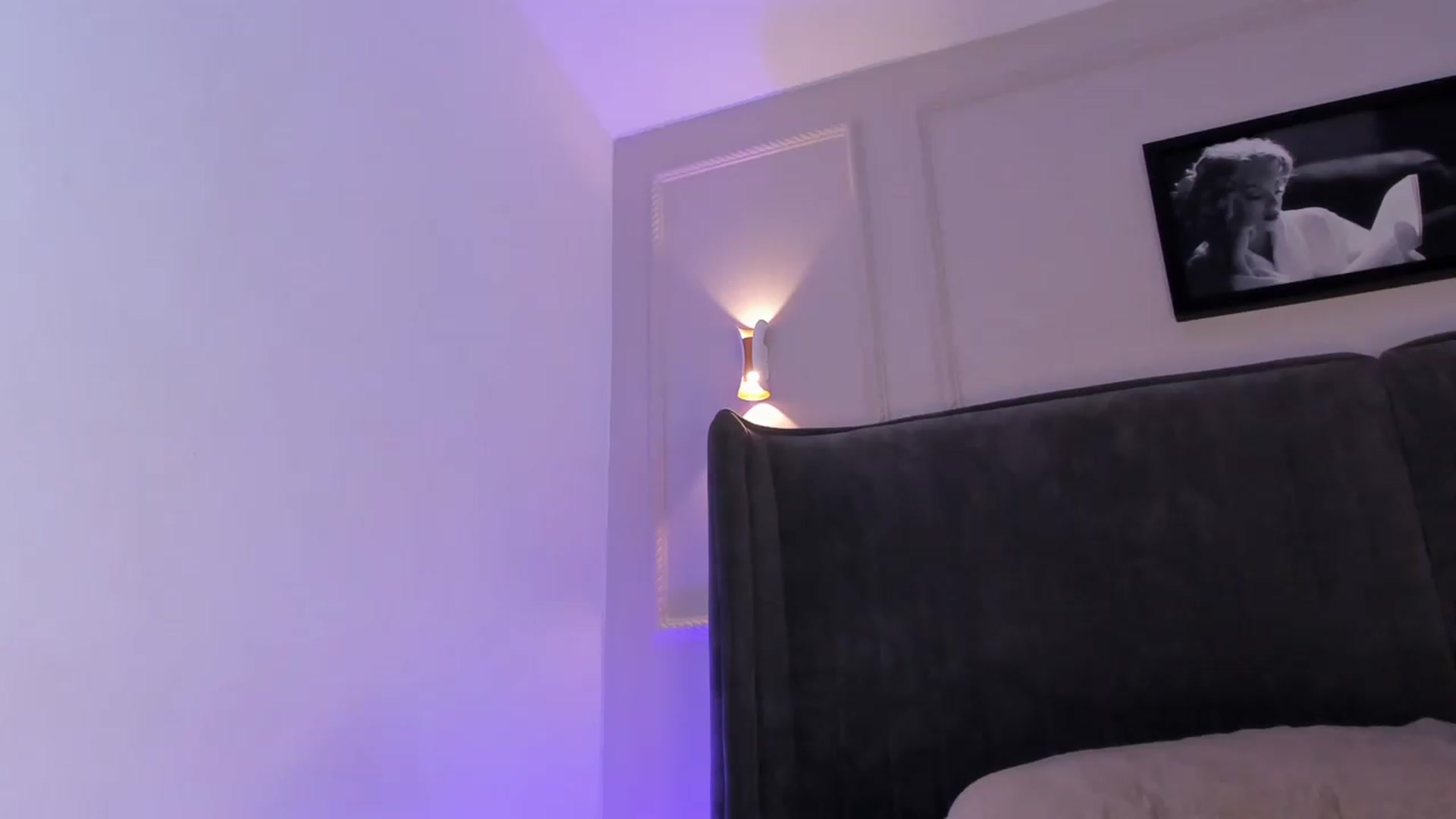 Gallery image thumbnail from Saturn1a's myfreecams stream on, 09/21/2026, 18:47 image 20 of 20