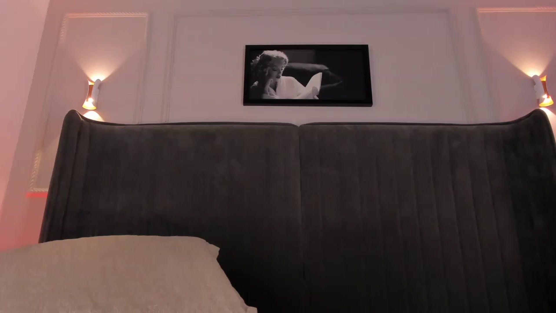 Gallery image thumbnail from Saturn1a's myfreecams stream on, 09/22/2026, 12:57 image 1 of 20