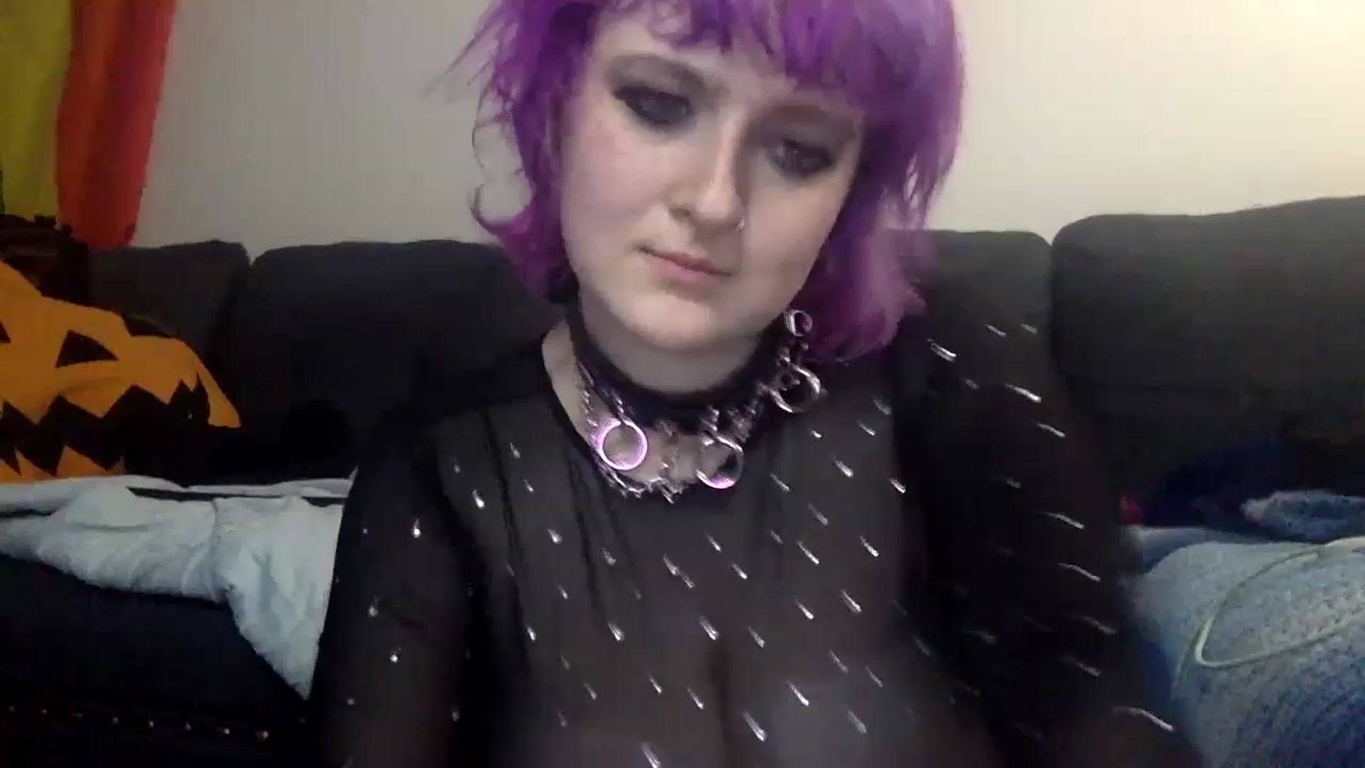 Gallery image thumbnail from SaturnMarz's myfreecams stream on, 01/03/2023, 20:55 image 7 of 20