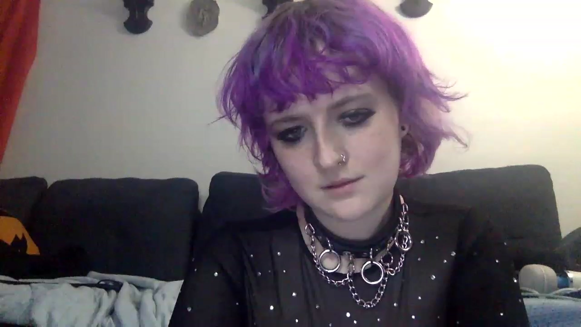 Gallery image thumbnail from SaturnMarz's myfreecams stream on, 01/03/2023, 20:55 image 15 of 20