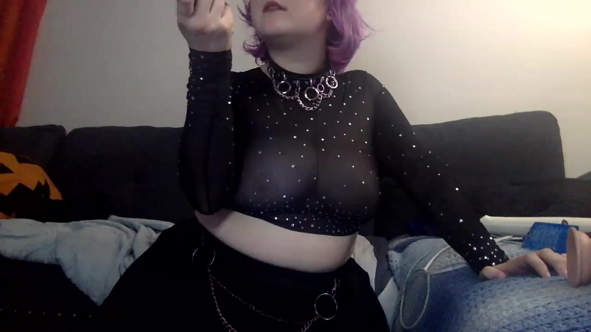 Gallery image thumbnail from SaturnMarz's myfreecams stream on, 01/03/2023, 20:55 image 19 of 20