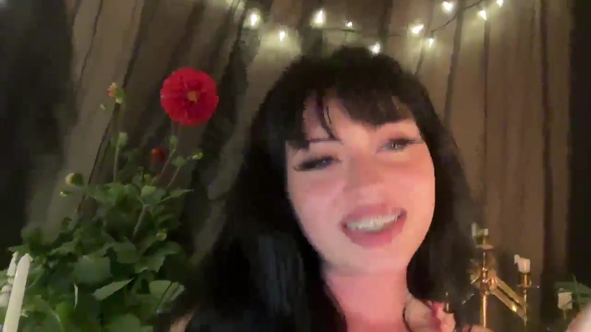 Gallery image thumbnail from Saturngirl's myfreecams stream on, 06/01/2025, 07:23 image 14 of 20