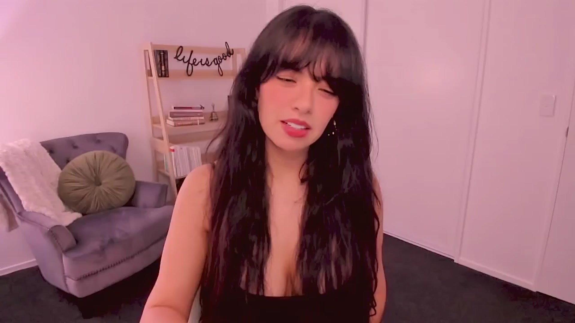 Gallery image thumbnail from Saturnina's myfreecams stream on, 09/11/2025, 01:43 image 3 of 20