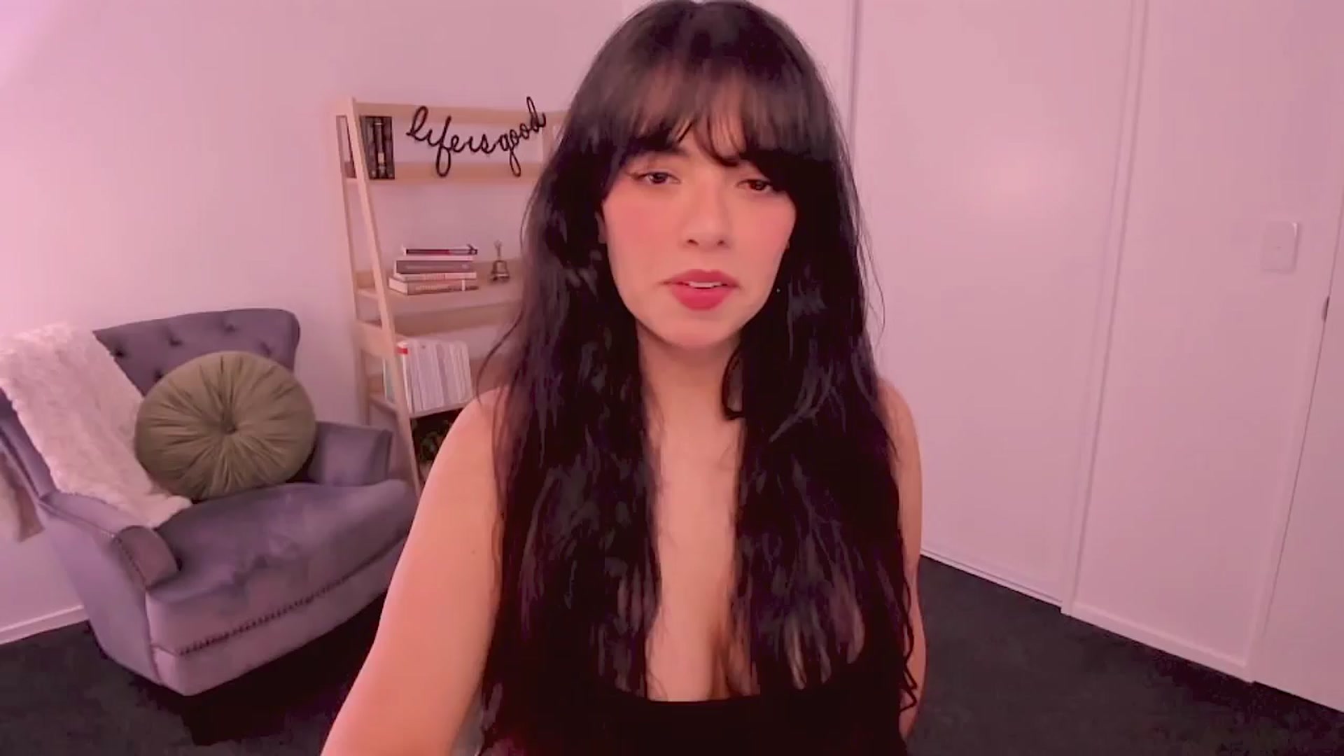 Gallery image thumbnail from Saturnina's myfreecams stream on, 09/11/2025, 01:43 image 1 of 20