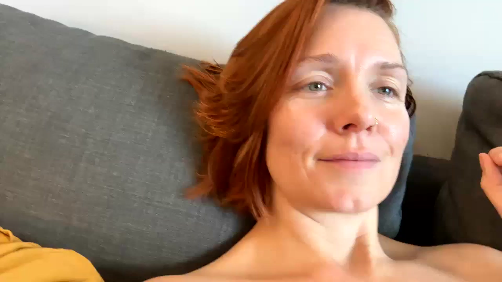 Gallery image thumbnail from SaucySiren's myfreecams stream on, 02/02/2024, 20:10 image 15 of 20