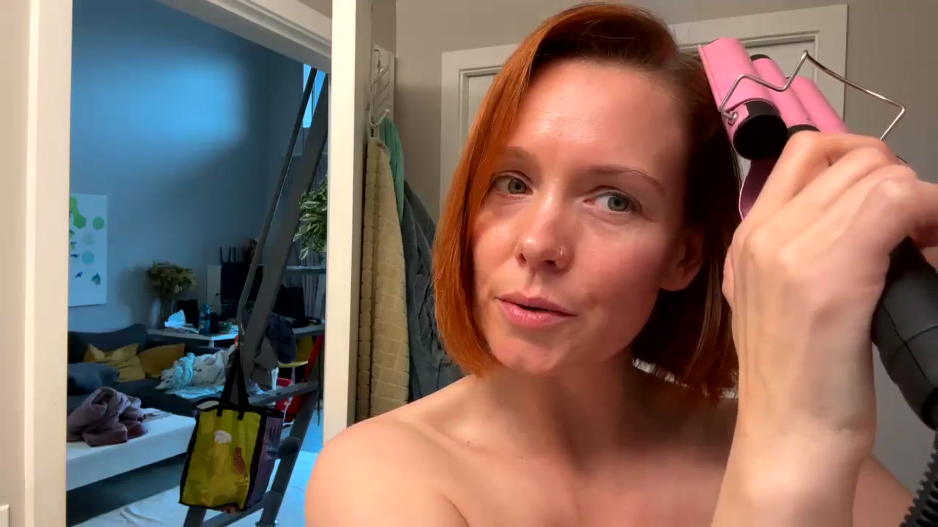 Gallery image thumbnail from SaucySiren's myfreecams stream on, 02/20/2024, 20:53 image 3 of 20