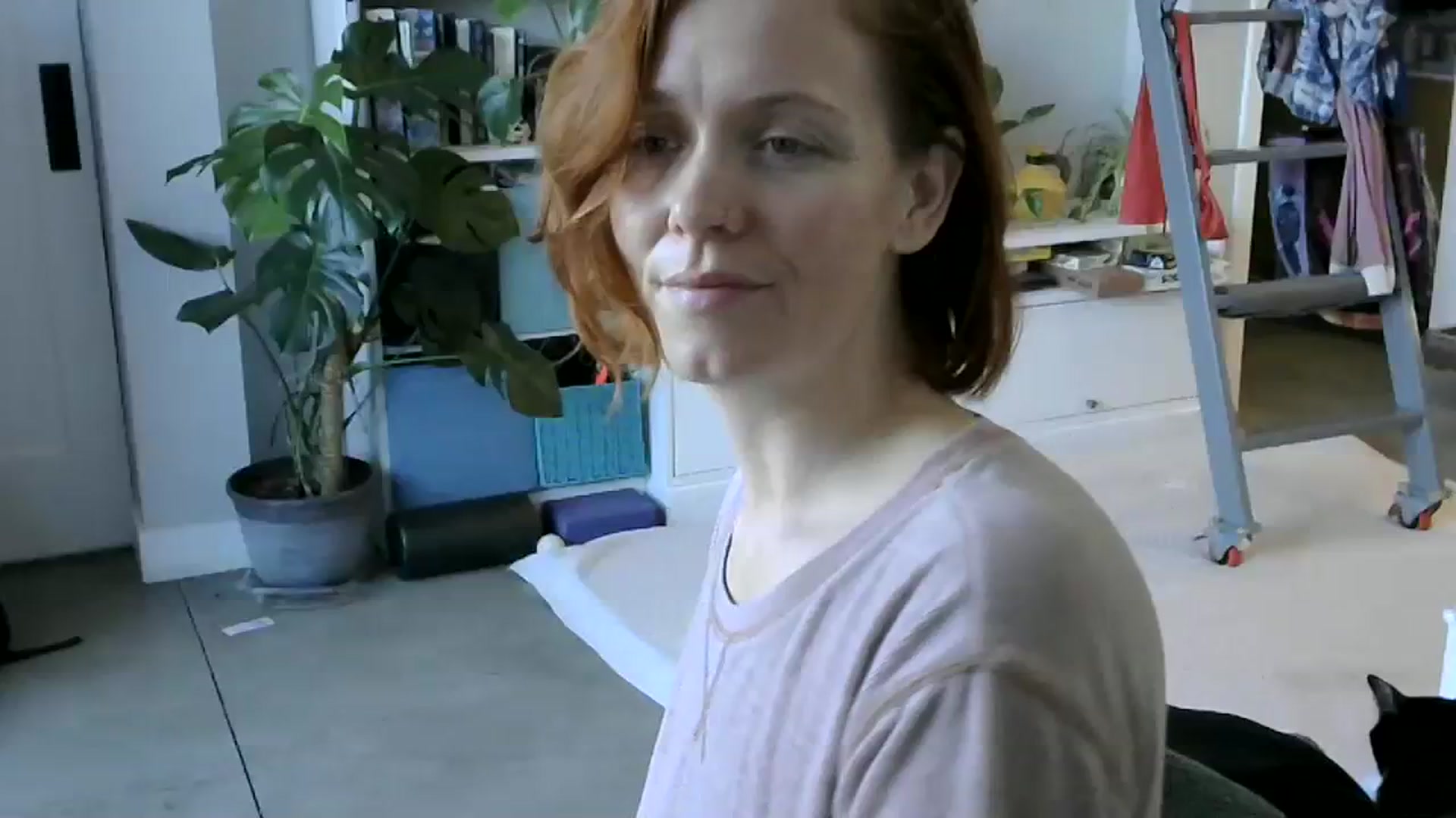 Gallery image thumbnail from SaucySiren's myfreecams stream on, 02/22/2024, 17:41 image 15 of 20
