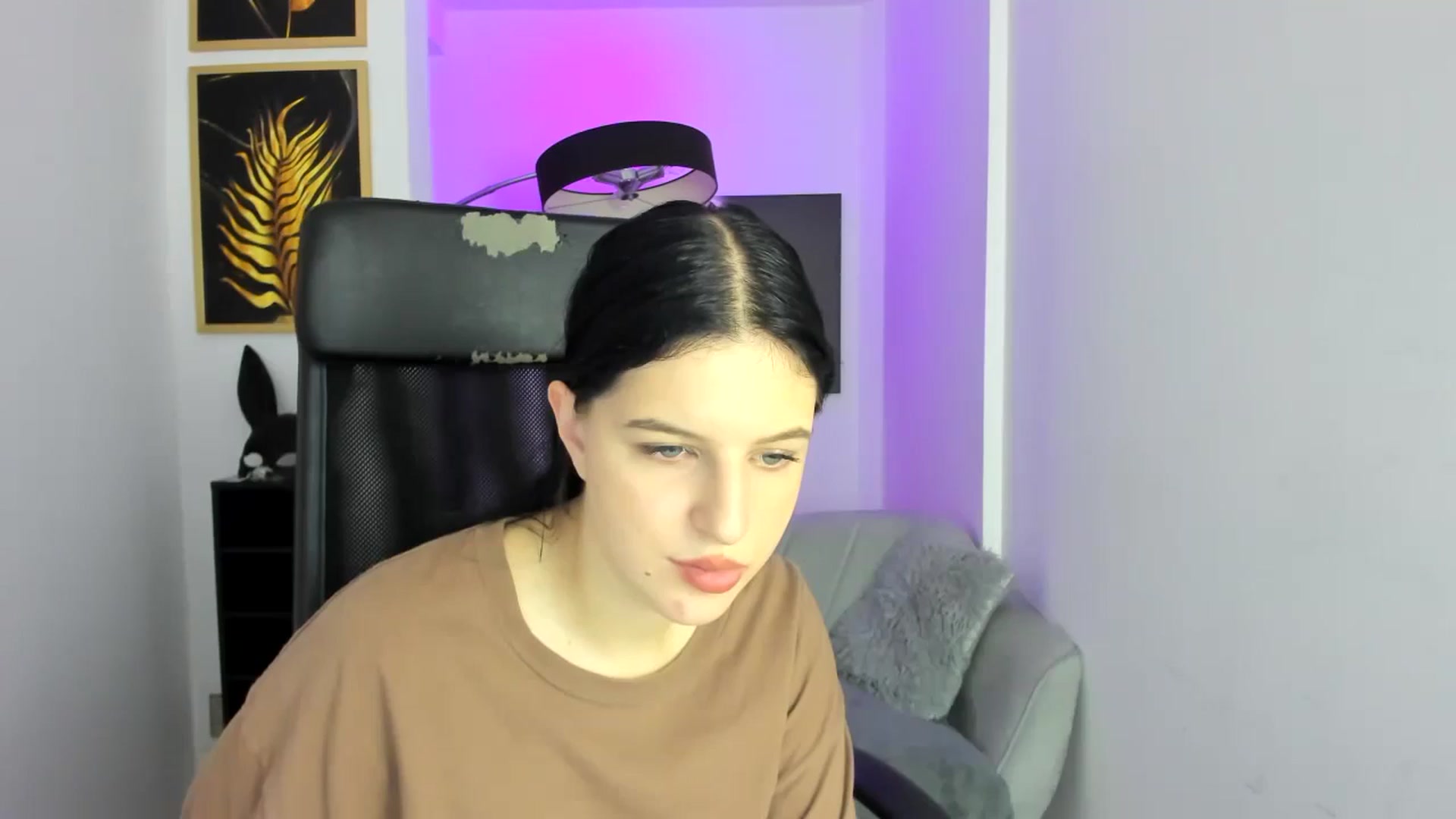 Gallery image thumbnail from Saule's myfreecams stream on, 08/16/2024, 13:16 image 7 of 20