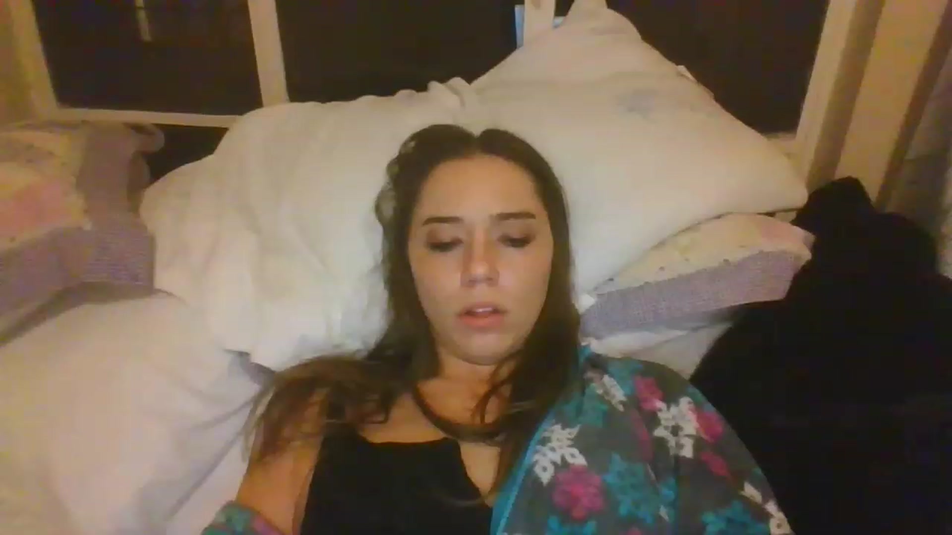Gallery image thumbnail from Sauuucyb23's myfreecams stream on, 12/12/2022, 01:30 image 14 of 20