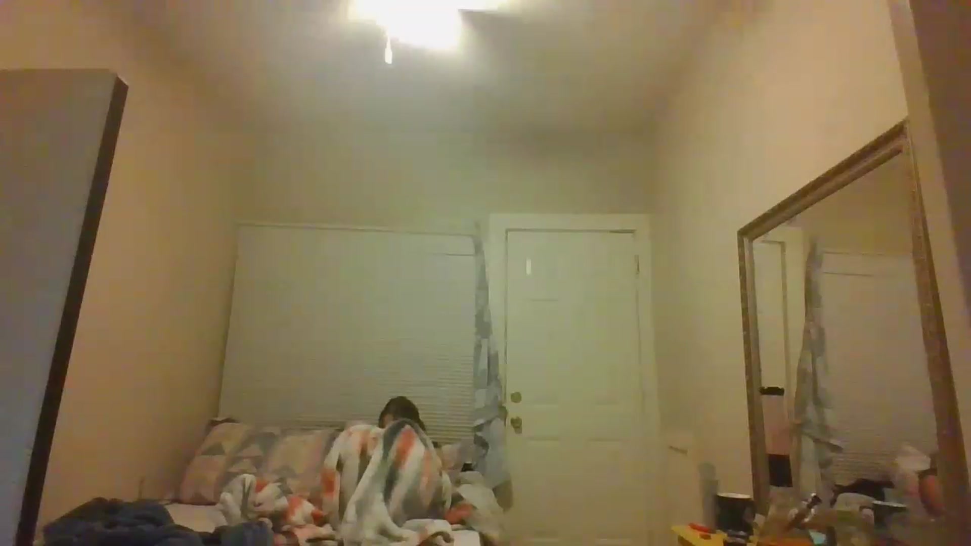 Gallery image thumbnail from Sauuucyb23's myfreecams stream on, 12/12/2022, 02:42 image 19 of 20