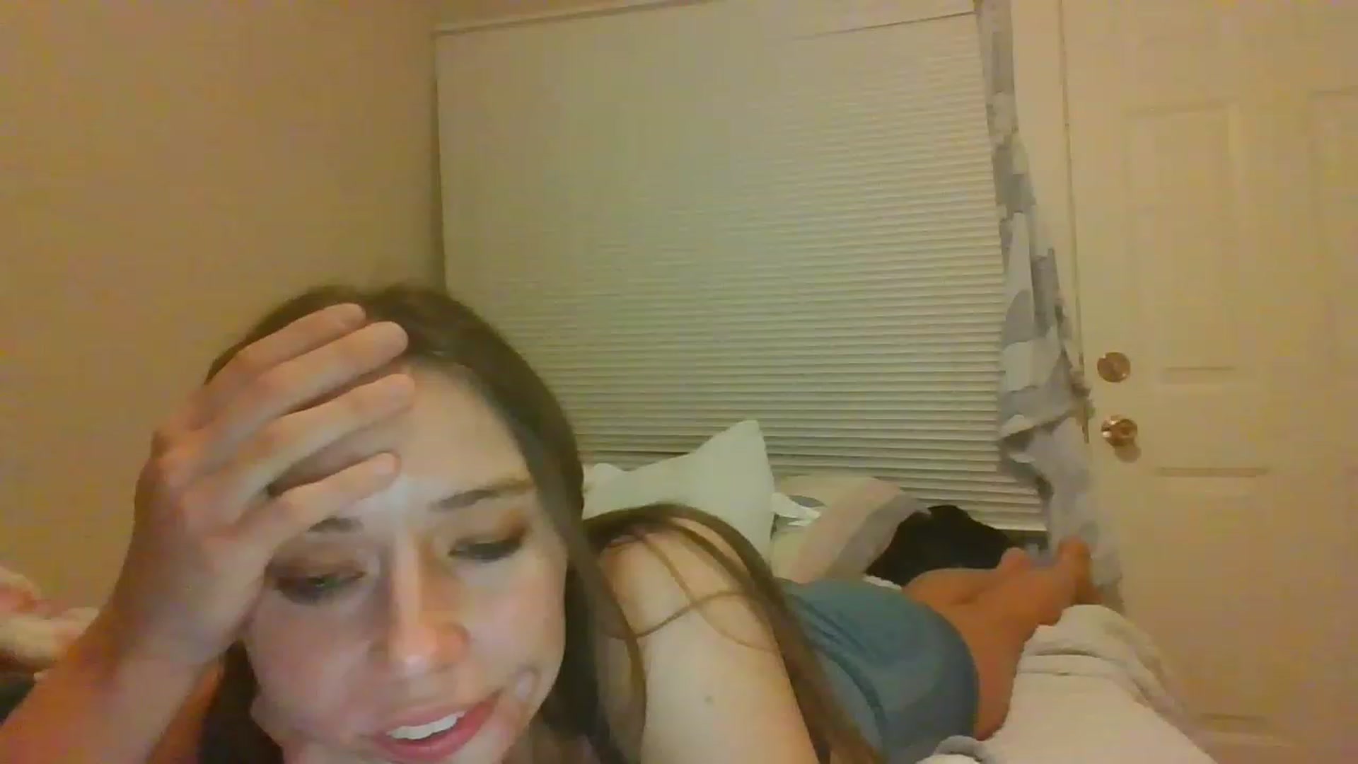 Gallery image thumbnail from Sauuucyb23's myfreecams stream on, 12/12/2022, 02:42 image 3 of 20