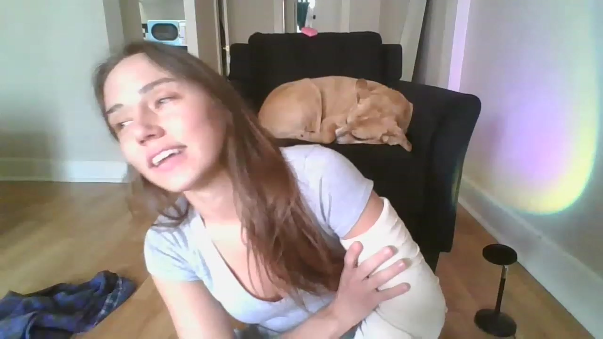 Gallery image thumbnail from Sauuucyb23's myfreecams stream on, 12/18/2022, 20:10 image 17 of 20
