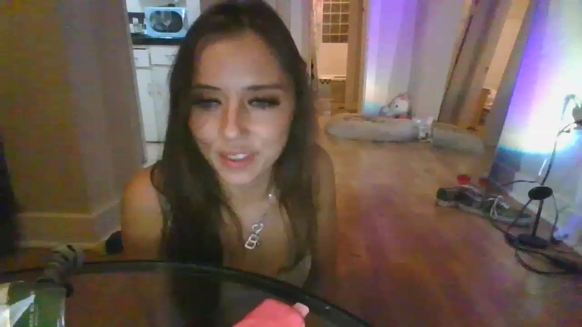Gallery image thumbnail from Sauuucyb23's myfreecams stream on, 12/27/2022, 05:54 image 18 of 20