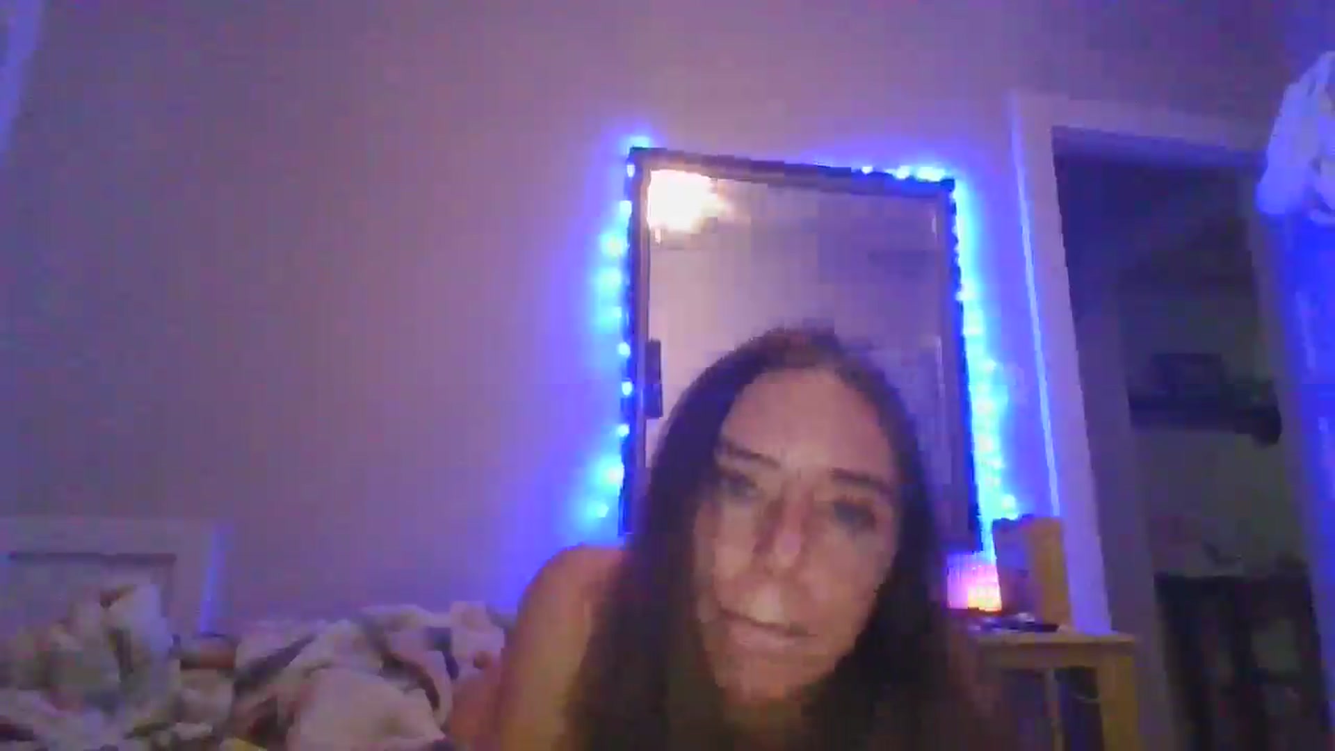 Gallery image thumbnail from Sauuucyb23's myfreecams stream on, 05/13/2025, 06:03 image 16 of 20
