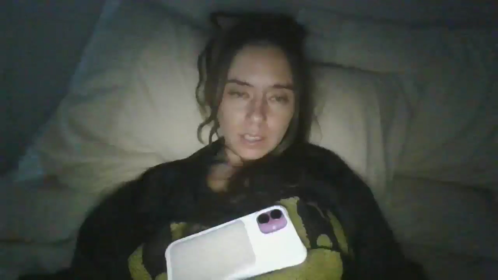 Gallery image thumbnail from Sauuucyb23's myfreecams stream on, 05/19/2025, 06:51 image 9 of 20
