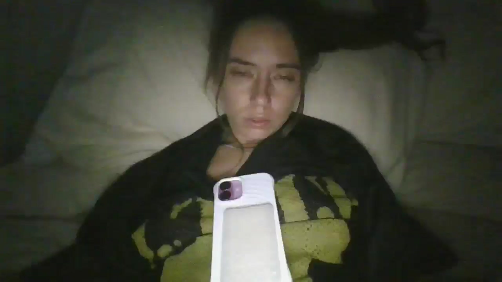 Gallery image thumbnail from Sauuucyb23's myfreecams stream on, 05/19/2025, 06:51 image 17 of 20
