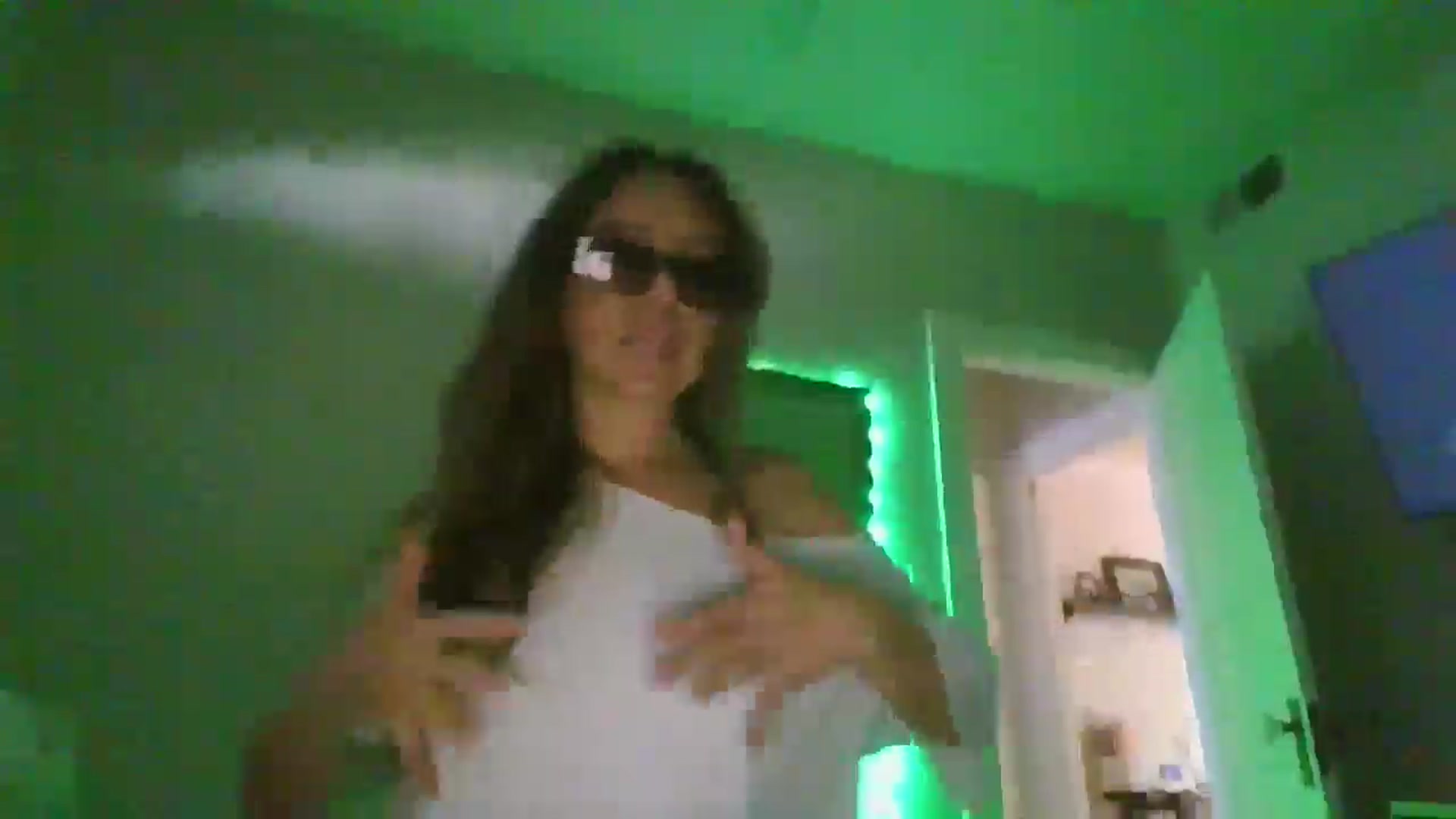Gallery image thumbnail from Sauuucyb23's myfreecams stream on, 07/30/2025, 22:54 image 17 of 20