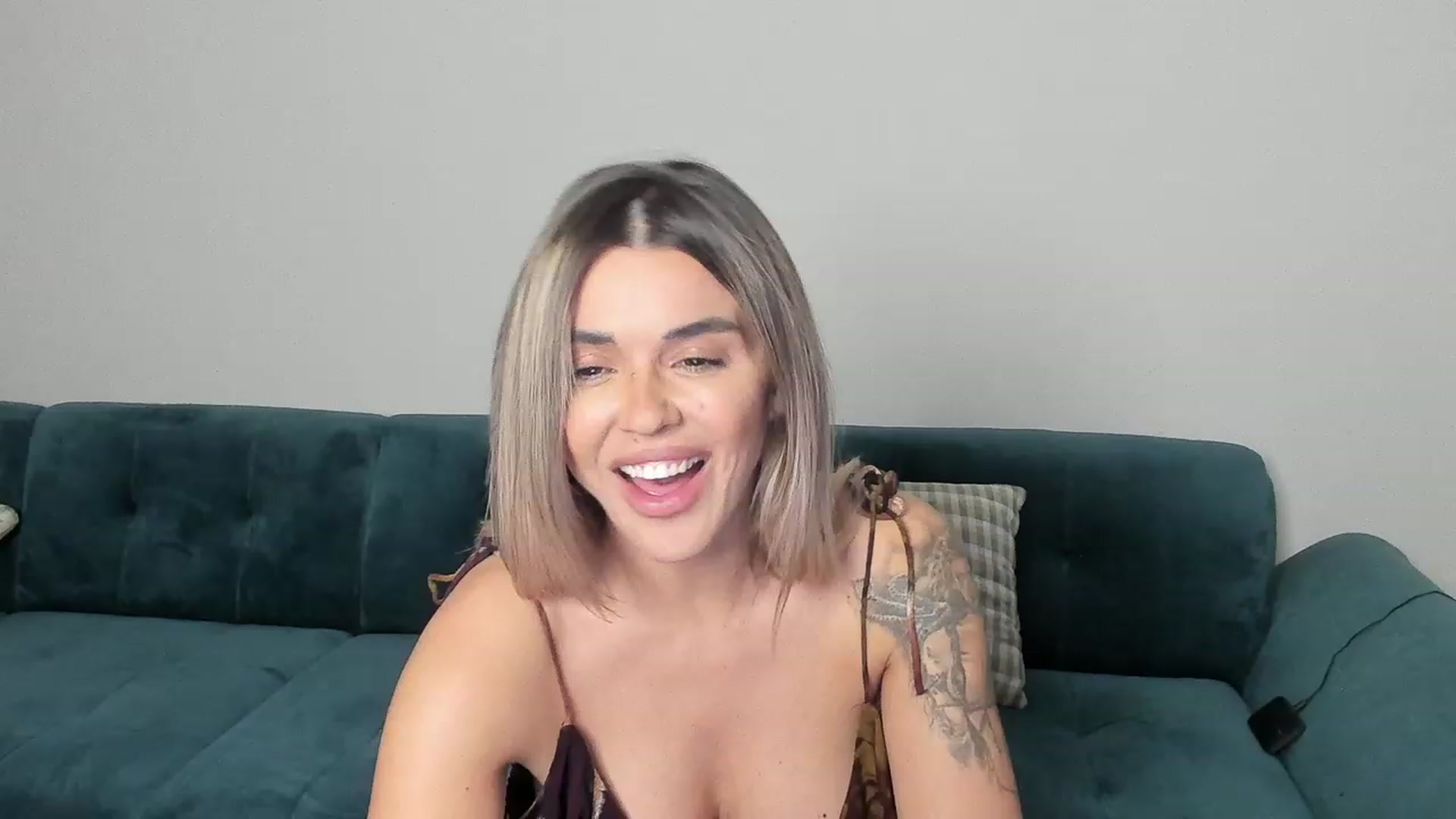 Gallery image thumbnail from SavageMonica's myfreecams stream on, 02/07/2024, 17:02 image 6 of 20