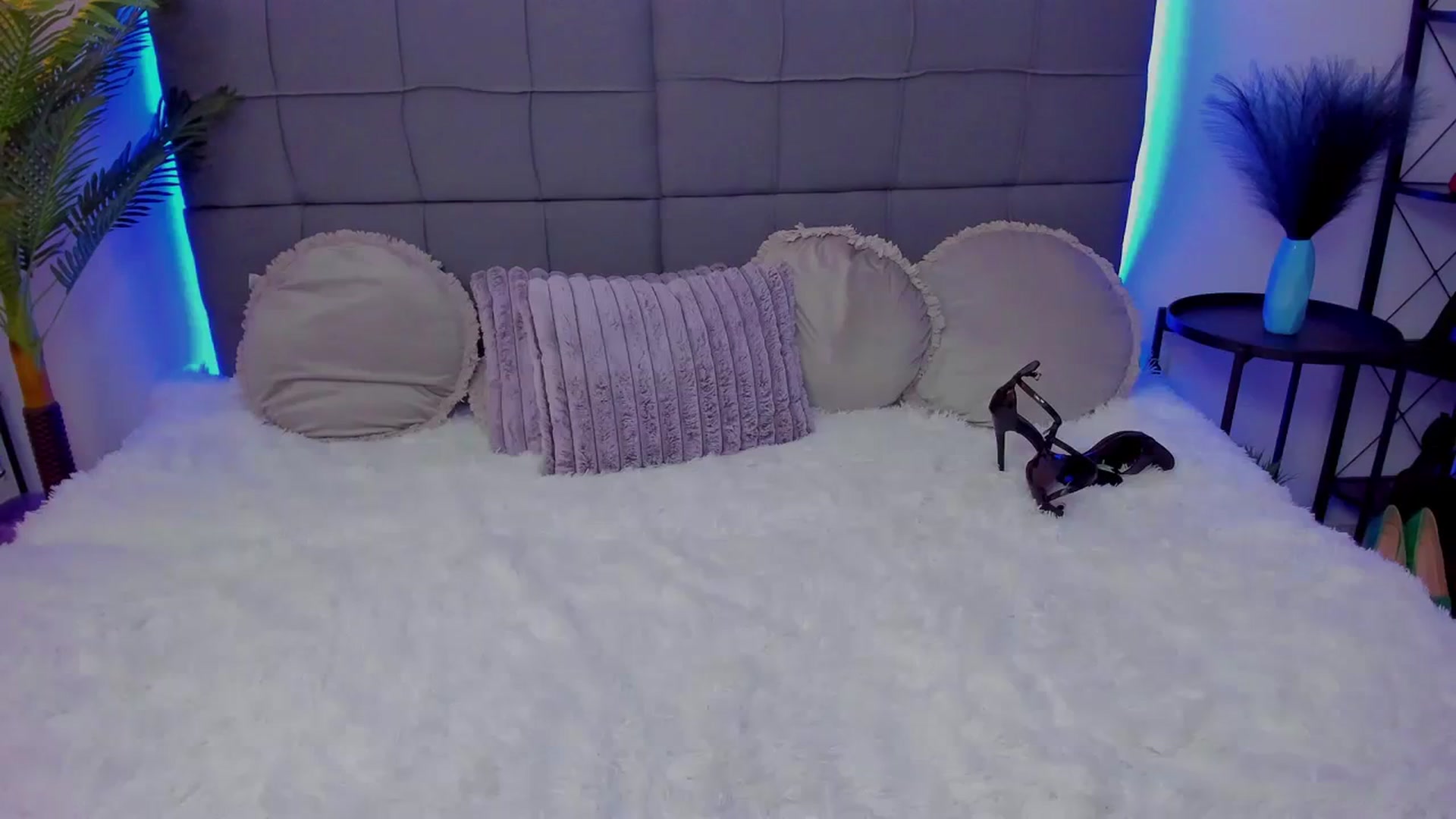 Gallery image thumbnail from Savage_XO's myfreecams stream on, 01/27/2024, 15:05 image 17 of 20