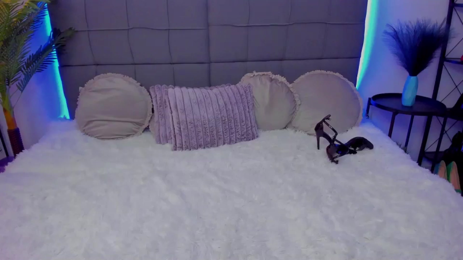 Gallery image thumbnail from Savage_XO's myfreecams stream on, 01/27/2024, 15:05 image 16 of 20