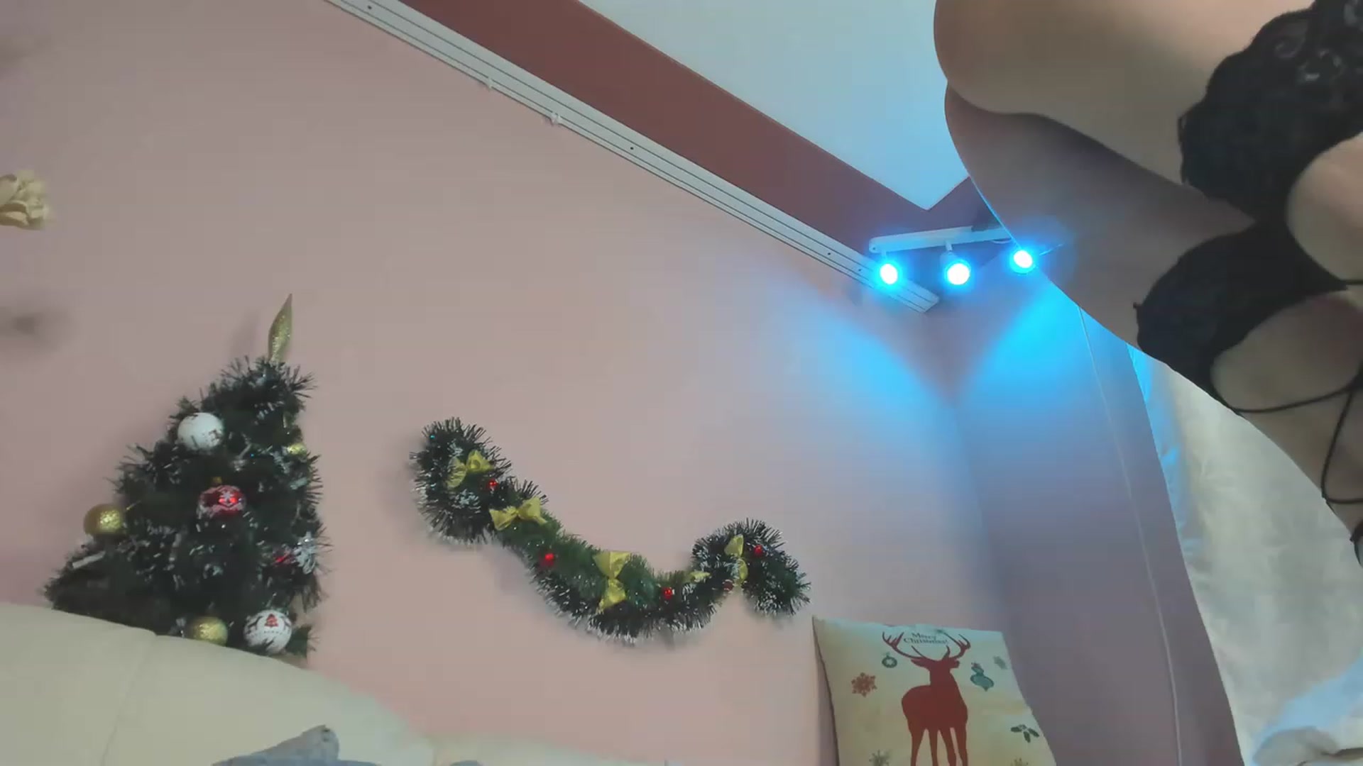 Gallery image thumbnail from SavannahMay's myfreecams stream on, 12/08/2022, 15:18 image 12 of 20