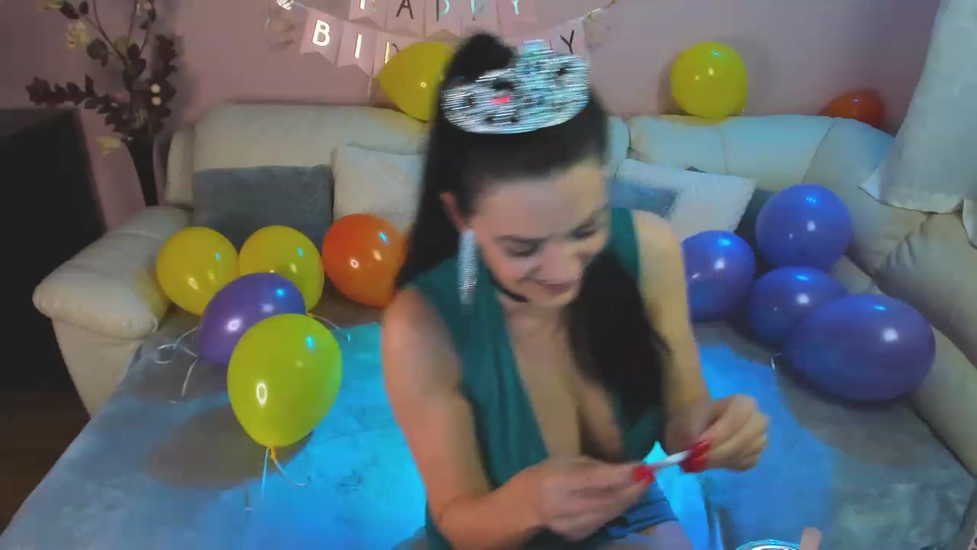 Gallery image thumbnail from SavannahMay's myfreecams stream on, 01/07/2023, 22:30 image 12 of 20
