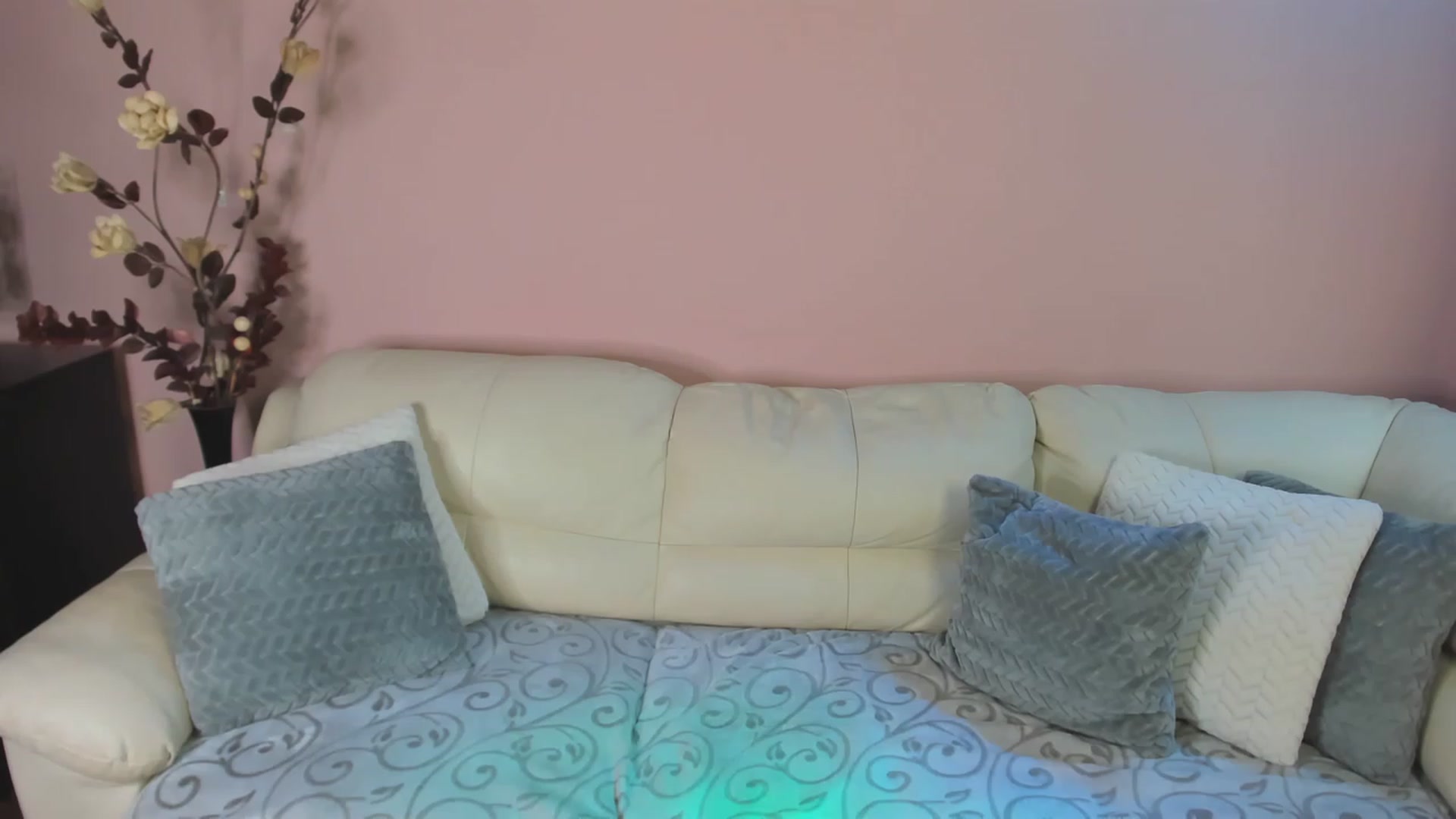 Gallery image thumbnail from SavannahMay's myfreecams stream on, 03/05/2023, 15:40 image 8 of 20