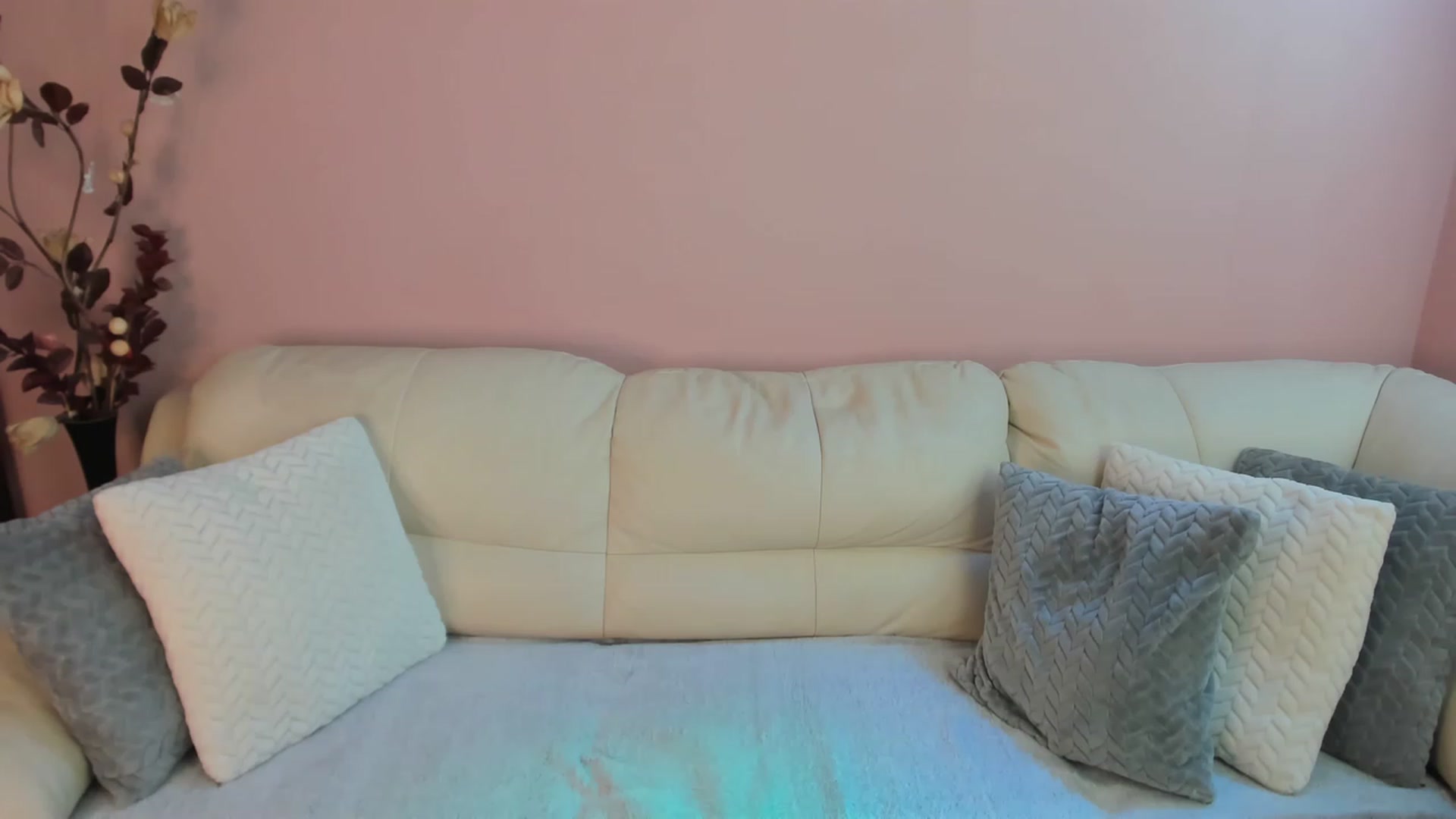 Gallery image thumbnail from SavannahMay's myfreecams stream on, 03/26/2023, 13:17 image 10 of 20