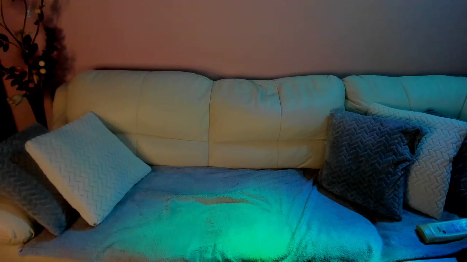 Gallery image thumbnail from SavannahMay's myfreecams stream on, 04/07/2023, 23:42 image 16 of 20