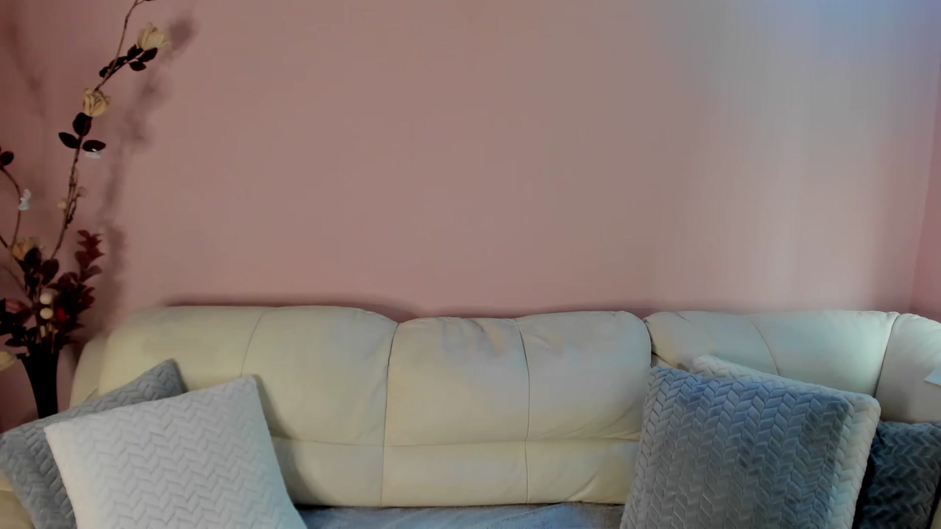 Gallery image thumbnail from SavannahMay's myfreecams stream on, 04/15/2023, 14:23 image 17 of 20